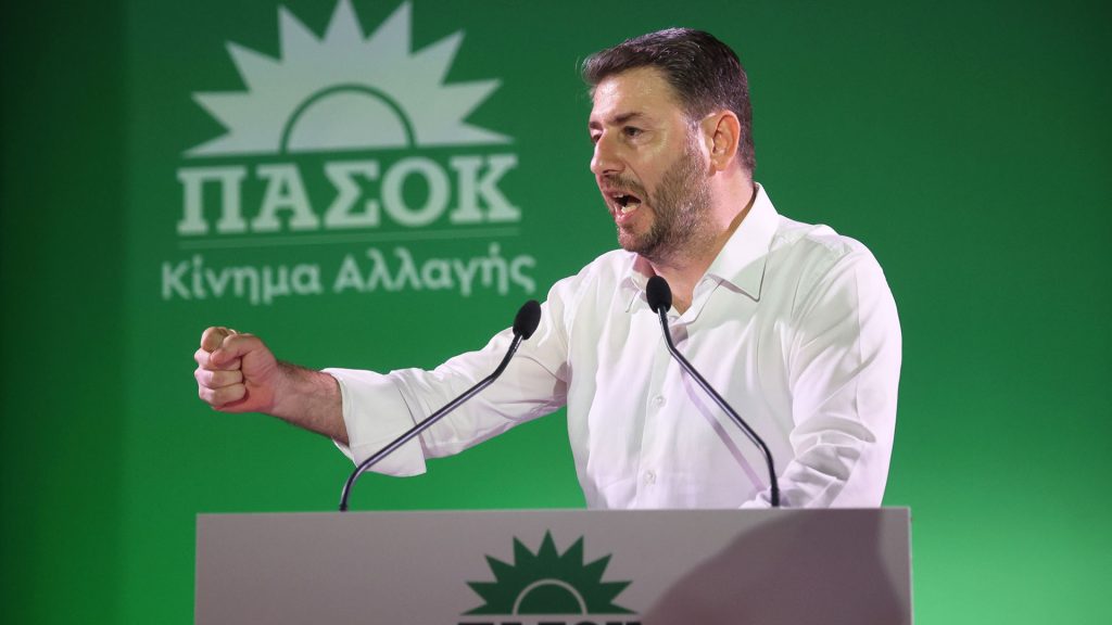 To βίντεο-απάντηση του Ν.Ανδρουλάκη για την 4ημερη εργασία: «Δουλεύουμε για να ζούμε ή ζούμε για να δουλεύουμε;»