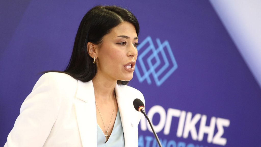 Α.Λατινοπούλου: «Προτιμώ να αποσυρθώ από την πολιτική από το να συνεργαστώ με τον Κ.Μητσοτάκη»