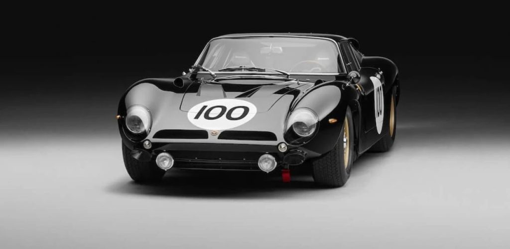 Bizzarrini Centenario: Έξω οι οθόνες, εμείς πάμε πίσω στα ’60s