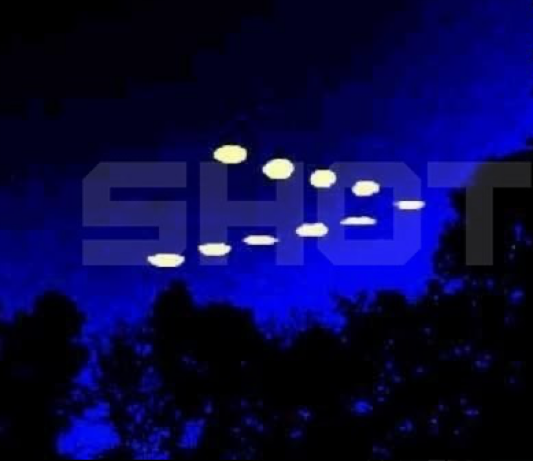 Ρωσία: Kάτοικοι της περιφέρειας Κρασνοντάρ κατέγραψαν ομάδα UFO να πετάει σε τριγωνικό σχηματισμό (φωτο)