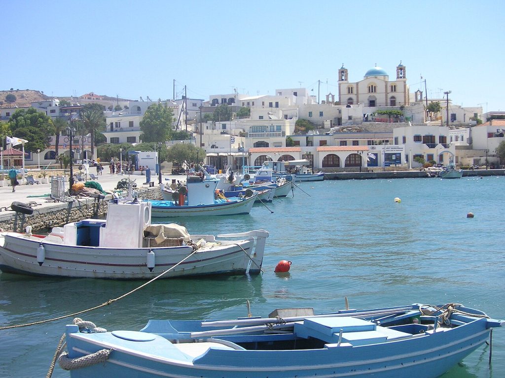 Le Figaro: Το ελληνικό νησί που αποτελεί τον ιδανικό προορισμό για αρχές καλοκαιριού
