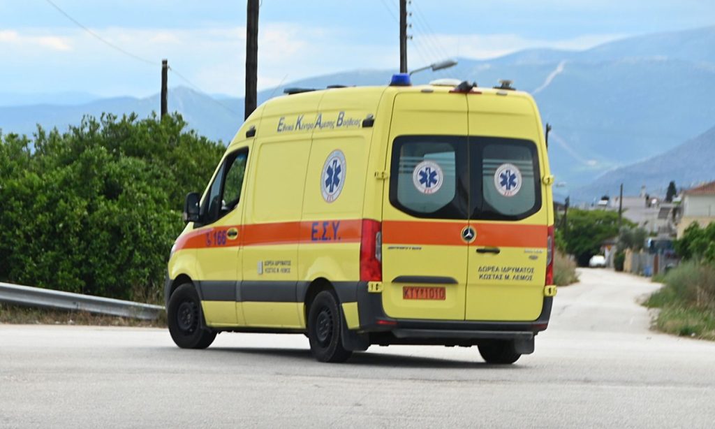 Αιφνίδιος θάνατος 49χρονου στα Καμένα Βούρλα: Βγήκε από το αυτοκίνητό του, έκατσε σε παγκάκι και υπέστη ανακοπή