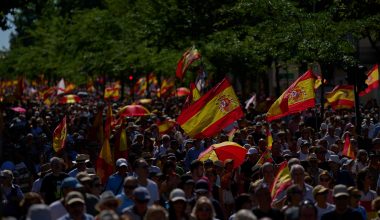 «Καζάνι» που βράζει η Μαγιόρκα: Χιλιάδες διαδηλωτές στους δρόμους εξαιτίας του υπερτουρισμού (φωτογραφίες)