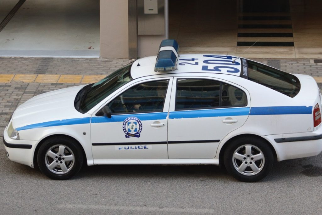 Χίος: Συνελήφθη 41χρονη που εξύβρισε και απείλησε αστυνομικούς μέσα σε αστυνομικό τμήμα